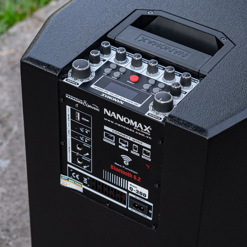Loa karaoke Nanomax Q-300 15